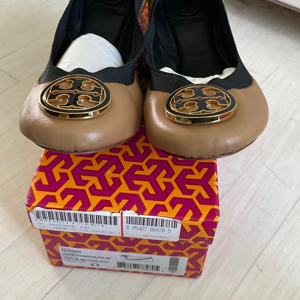 Brand new 9.5 Tory Burch Caroline Ballerina Flats